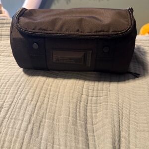 Dagne Dover Toiletry Bag